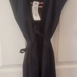 NWT Tulle Black Sleeveless V-neck Sheath Wrap Dress